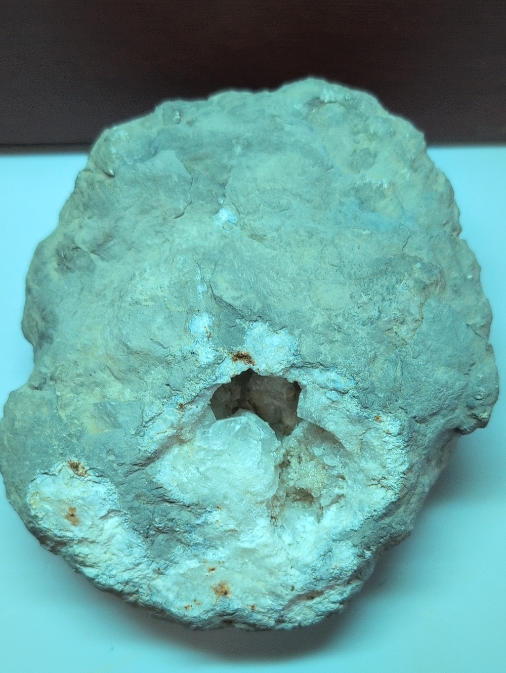 Geode Opened Naturally - Picture 6 of 7